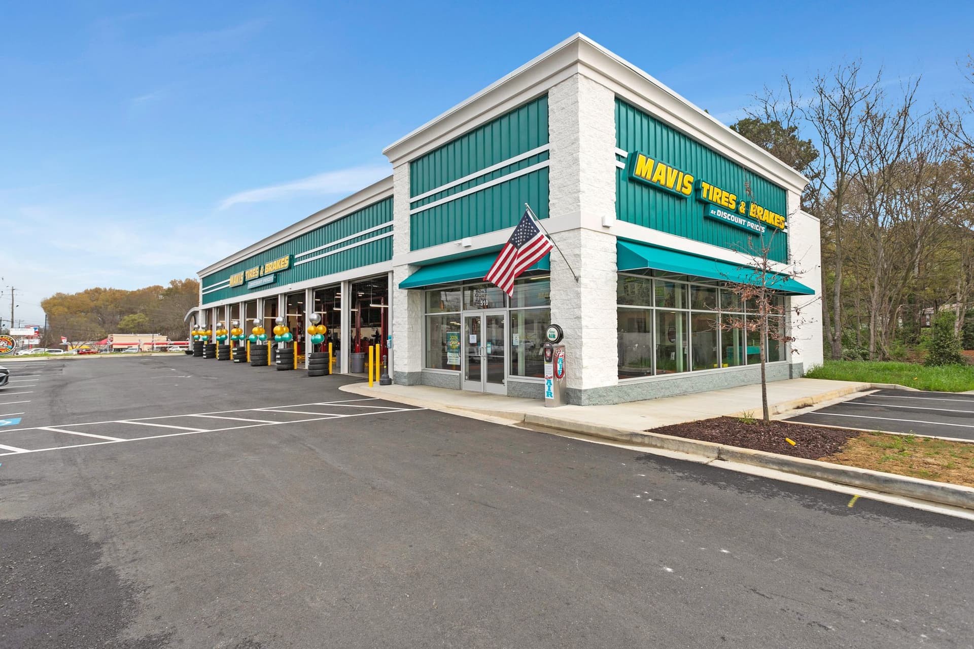 Store_2102 Tire Shop & Auto Repair in Calhoun, Georgia